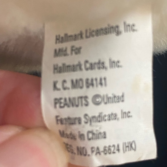 Vintage Snoopy Dog stuffed animal plush Hallmark - Picture 10 of 10